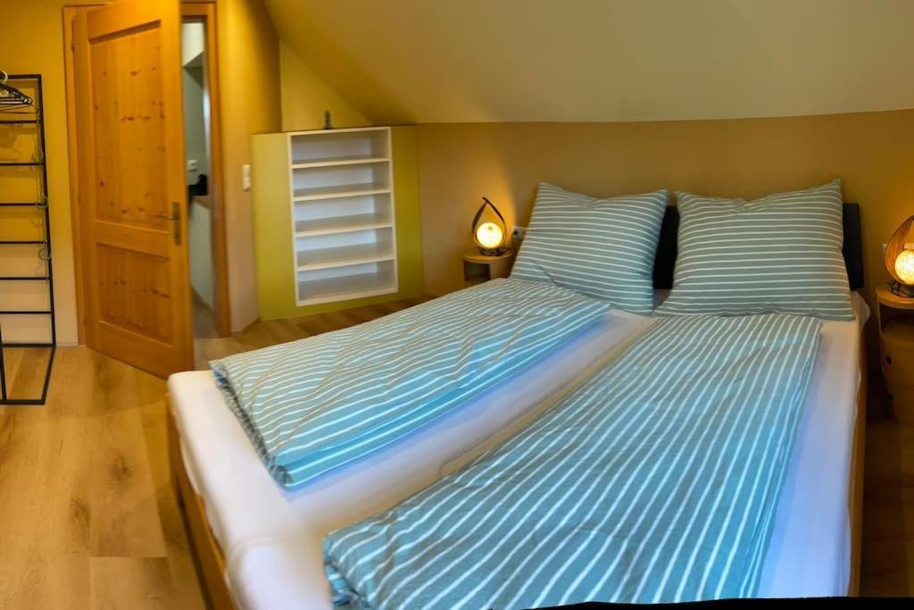 Neu Renoviertes 2Zi Appartment Im Dg Фельдкирьх Экстерьер фото