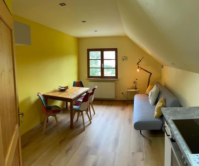 Neu Renoviertes 2Zi Appartment Im Dg Фельдкирьх Экстерьер фото